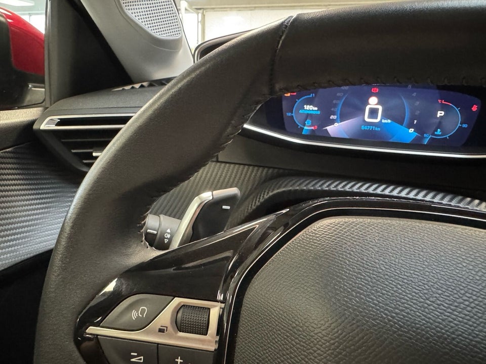 Peugeot 208 1,2 PureTech 100 Allure Sky EAT8 5d