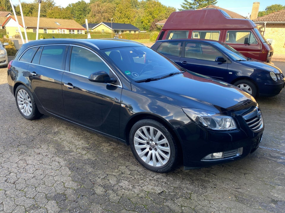 Opel Insignia 2,0 CDTi 160 Cosmo Sports Tourer eco 5d