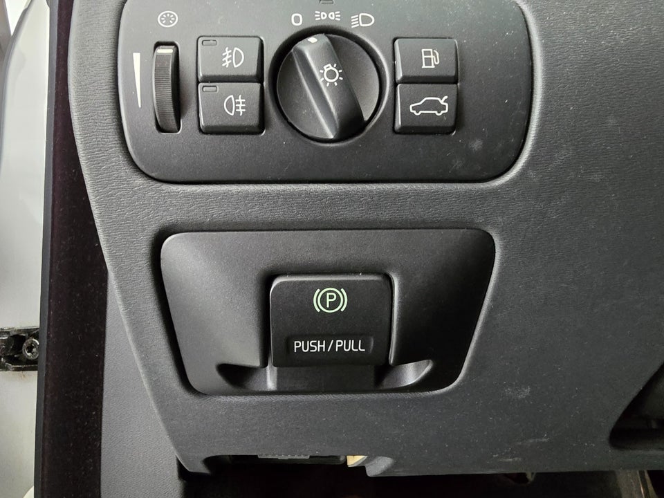 Volvo V70 2,4 D5 205 Summum aut. 5d