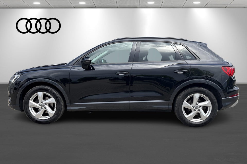 Audi Q3 35 TFSi Advanced Prestige S-tr. 5d