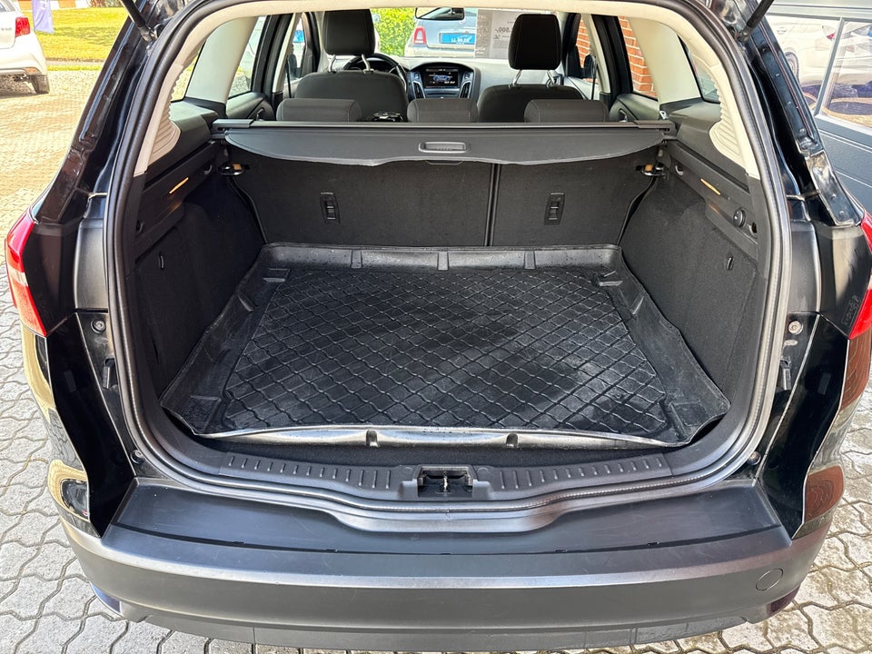 Ford Focus 1,0 SCTi 125 Business stc. 5d