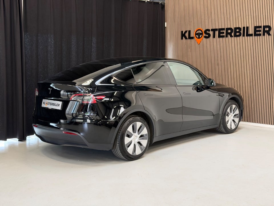 Tesla Model Y RWD 5d