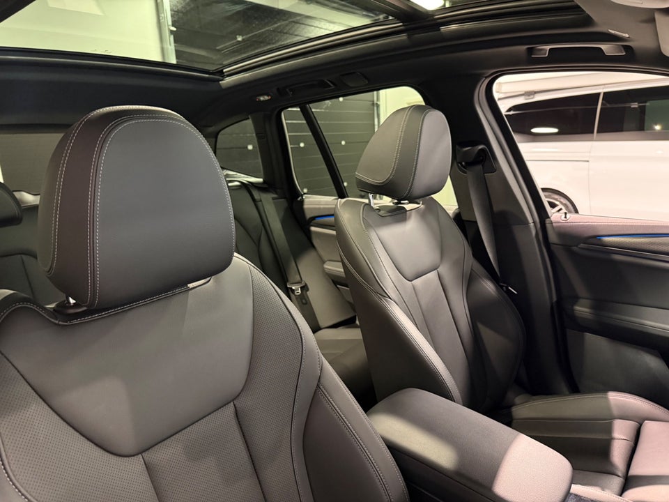 BMW iX3 Charged M-Sport 5d