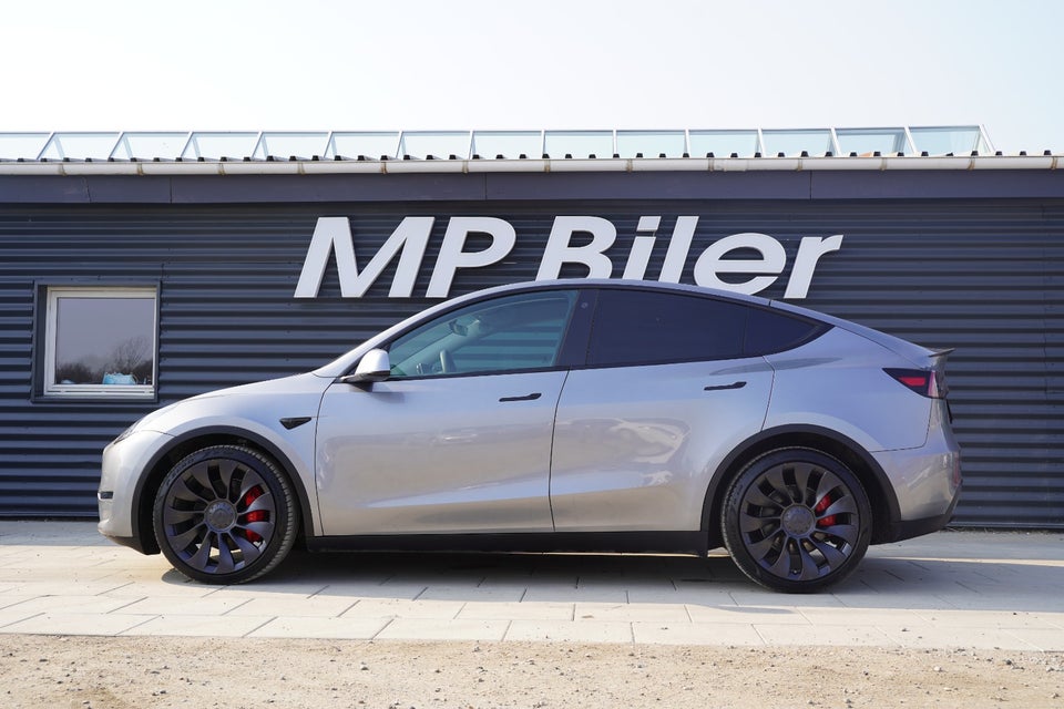 Tesla Model Y Performance AWD 5d