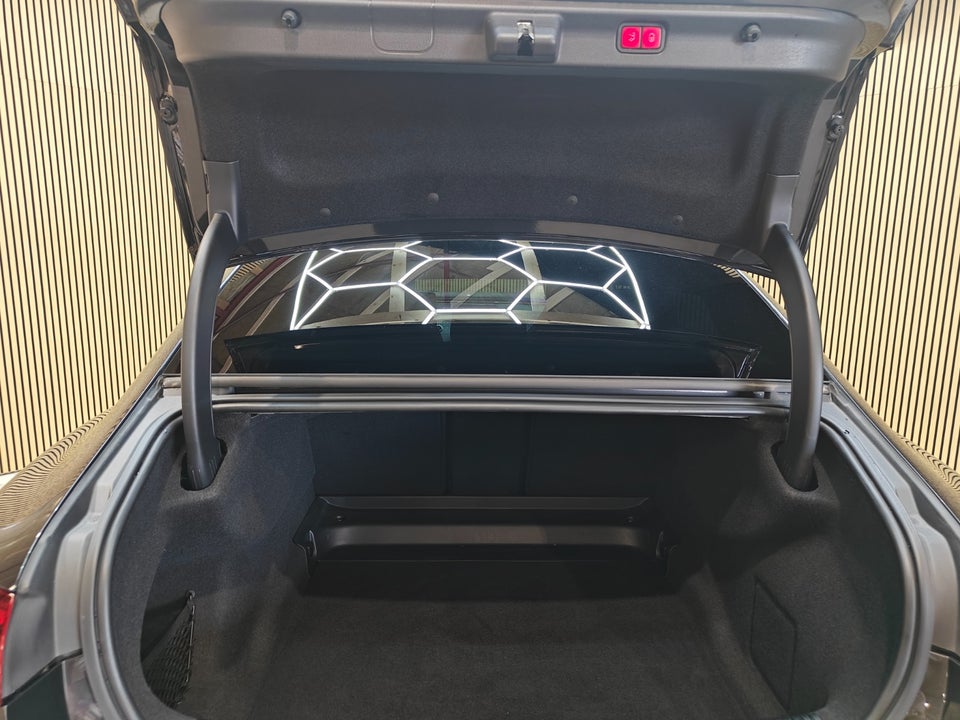 Mercedes EQE350 AMG Line Premium Plus 4d