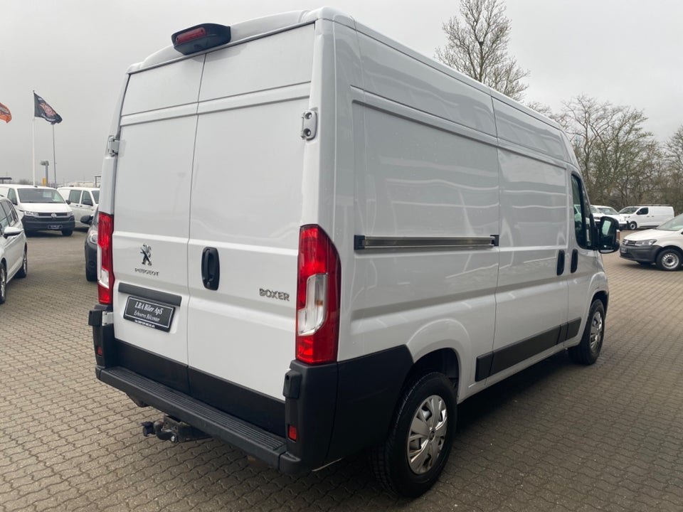 Peugeot Boxer 333 2,2 BlueHDi 165 L2H2 Premium