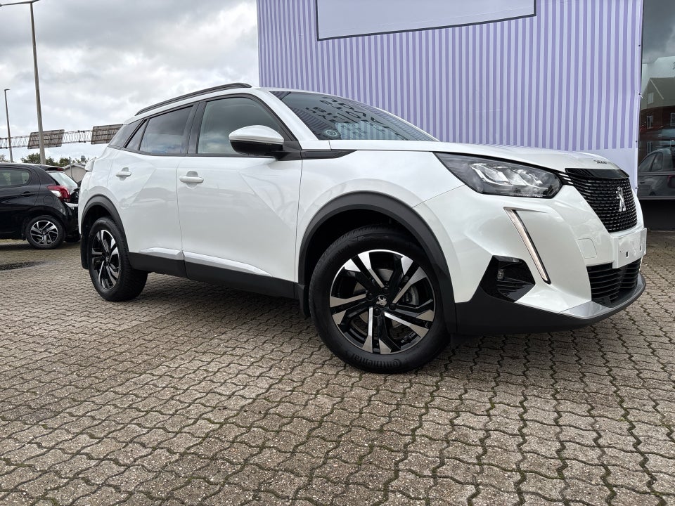 Peugeot 2008 1,2 PureTech 130 Platin Sport EAT8 5d