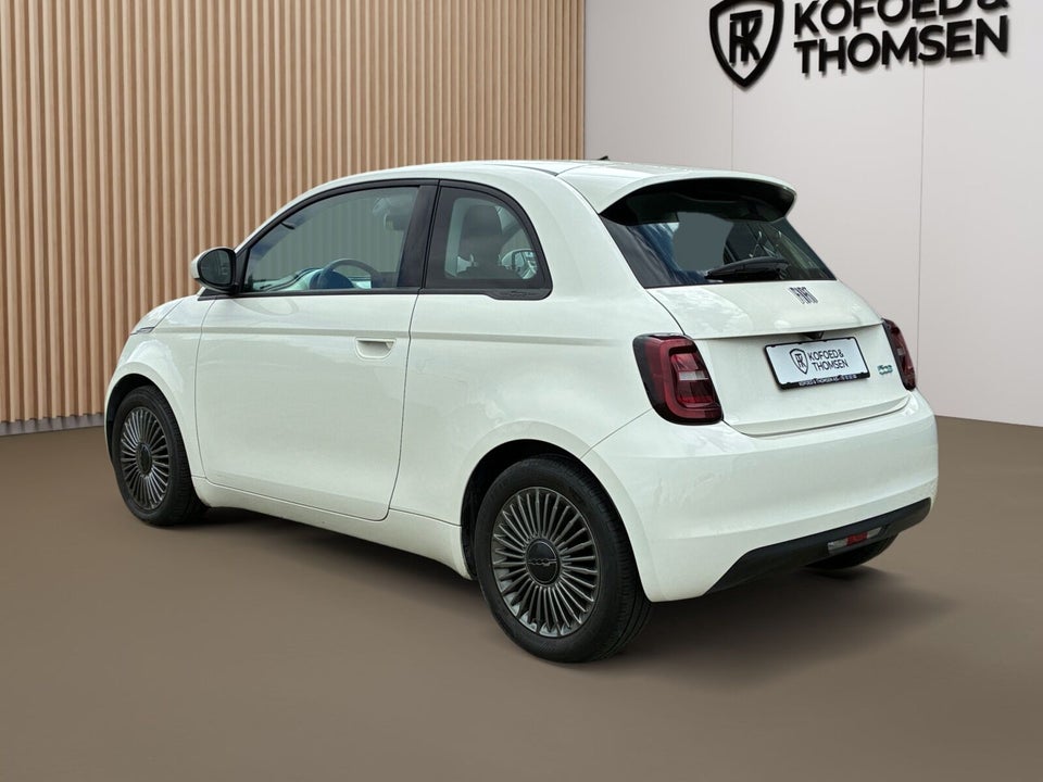 Fiat 500e 42 Icon 3d