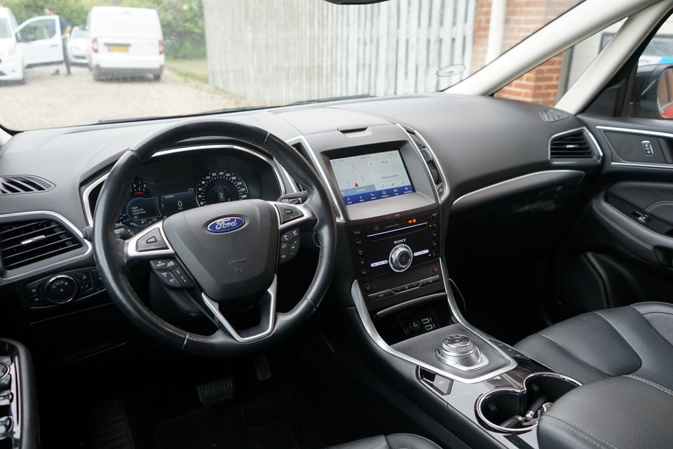 Ford S-MAX 2,0 EcoBlue Titanium aut. Van 5d