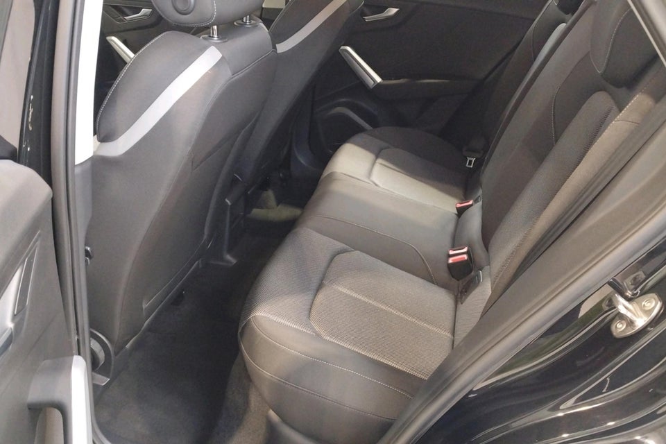 Audi Q2 35 TFSi S-tr. 5d