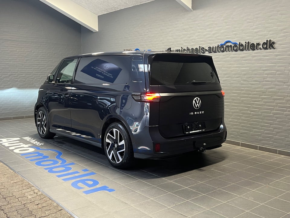 VW ID. Buzz 77 Cargo Pro