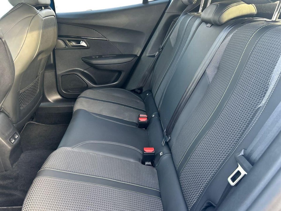 Peugeot e-2008 50 GT Line 5d