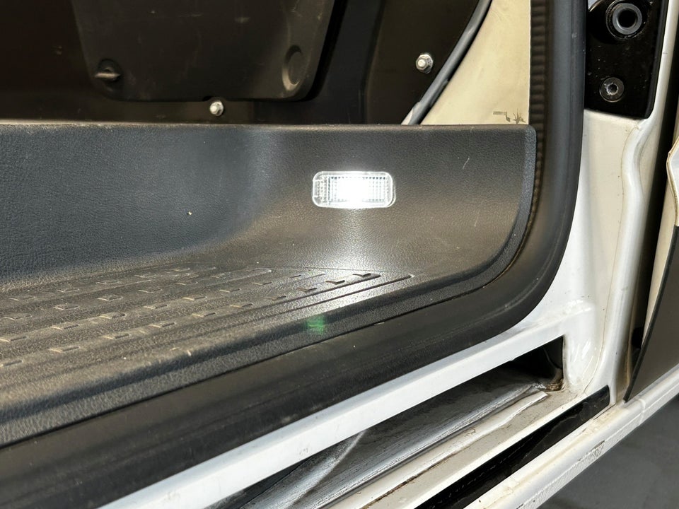 VW Transporter 2,0 TDi 150 Kassevogn lang