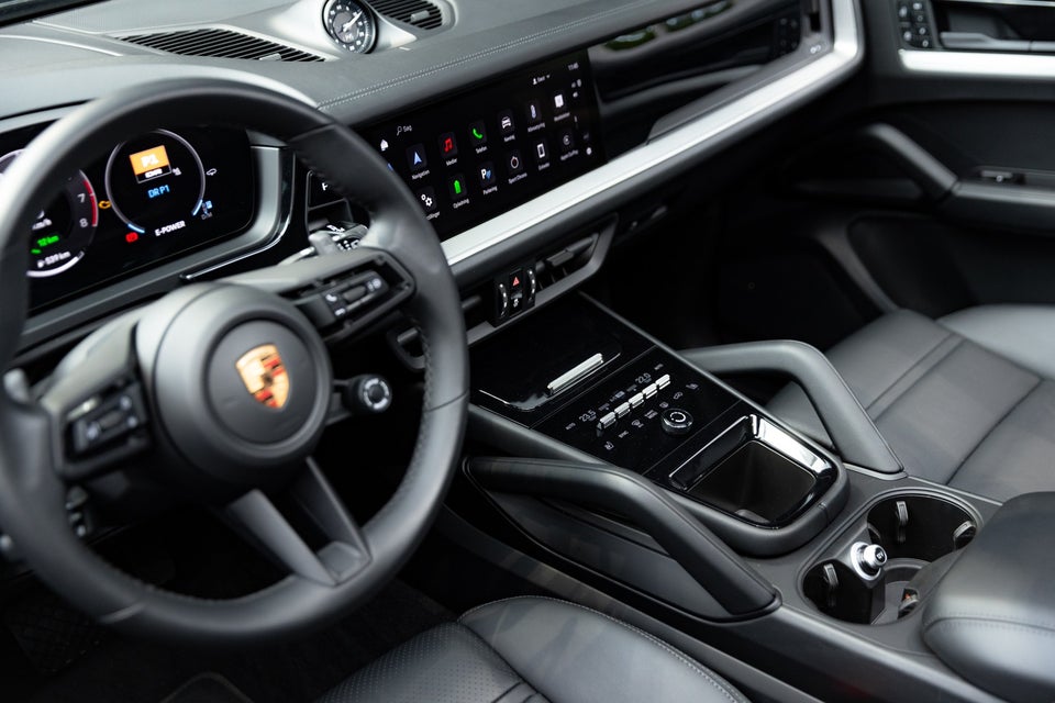 Porsche Cayenne 3,0 E-Hybrid Tiptr. 5d