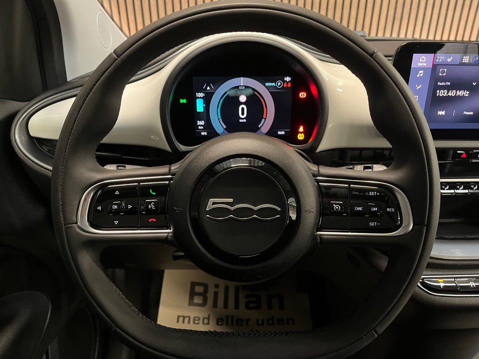 Fiat 500e 42 Icon 3d