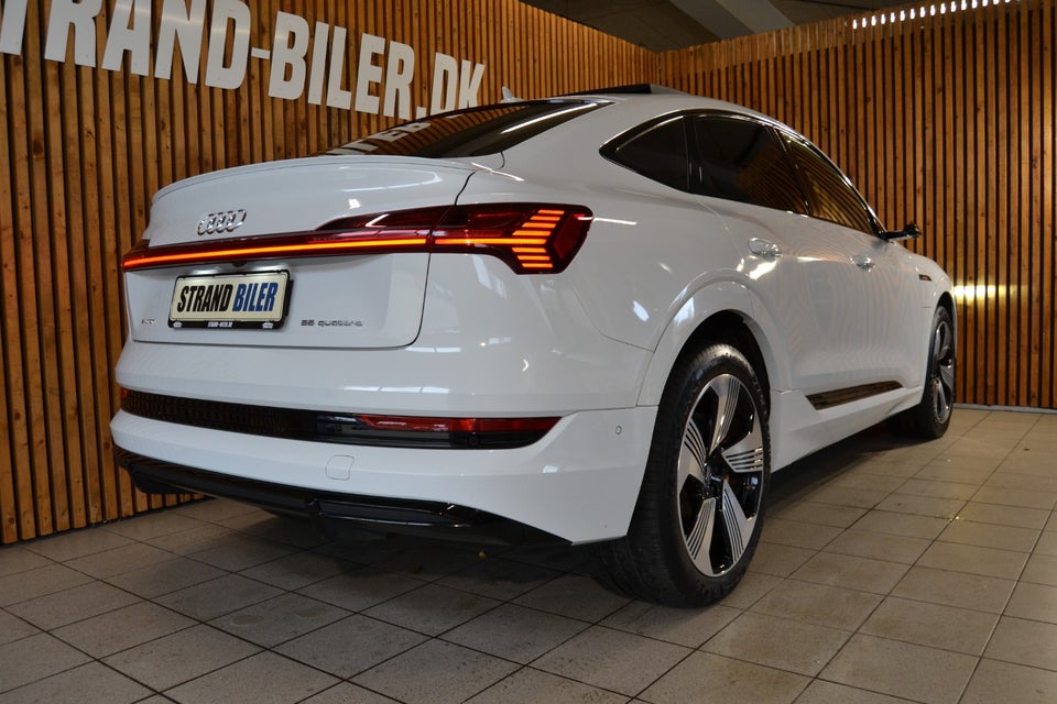 Audi e-tron 55 S-line Sportback quattro 5d