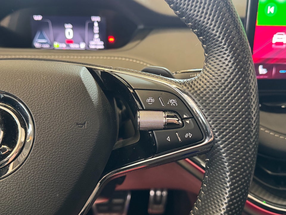 Skoda Enyaq 80x iV Sportline Maxx 5d