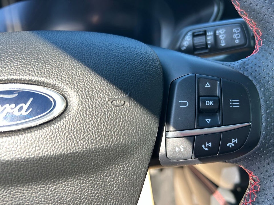 Ford Kuga 2,5 PHEV ST-Line X CVT 5d