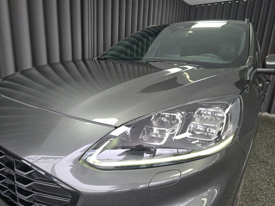 Ford Kuga 2,5 PHEV ST-Line X CVT 5d