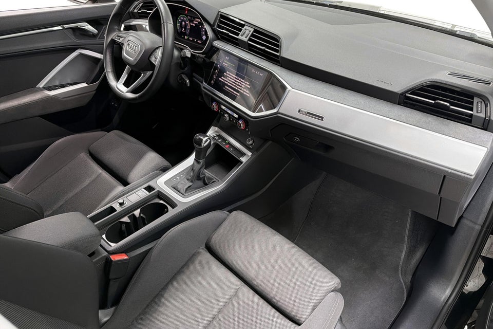 Audi Q3 45 TFSi e Attitude plus Sportback S-tr. 5d