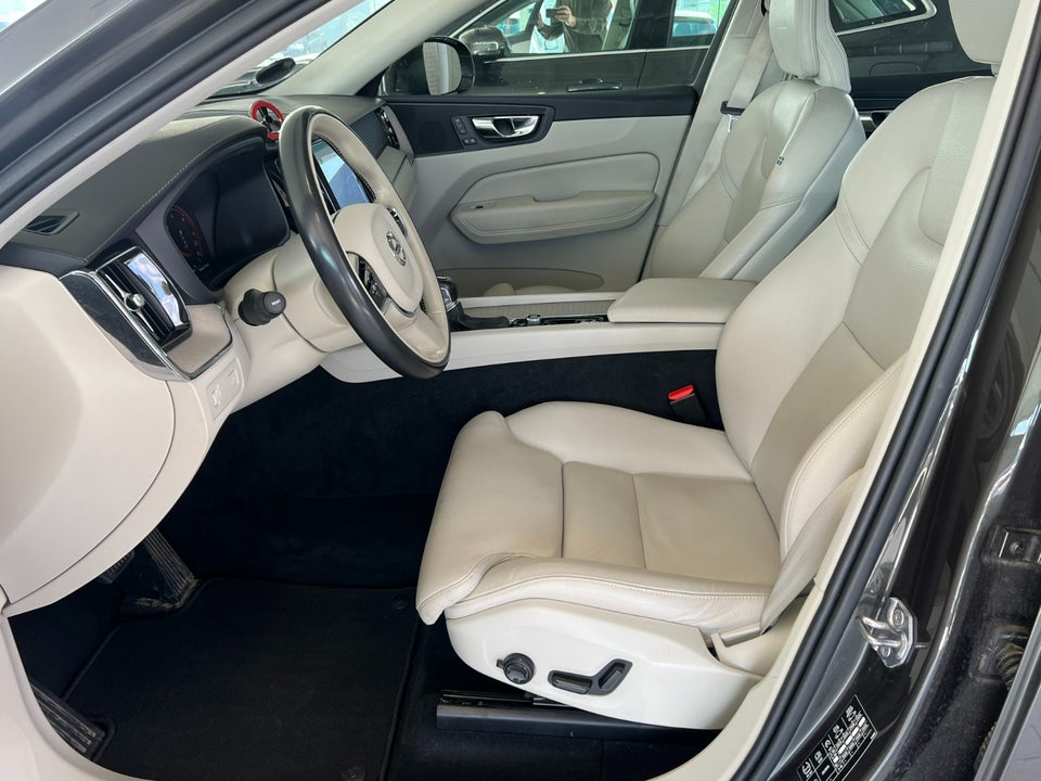 Volvo XC60 2,0 D4 190 Inscription aut. 5d