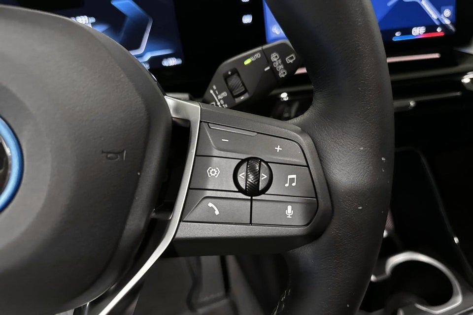 BMW iX1 eDrive20 X-Line 5d