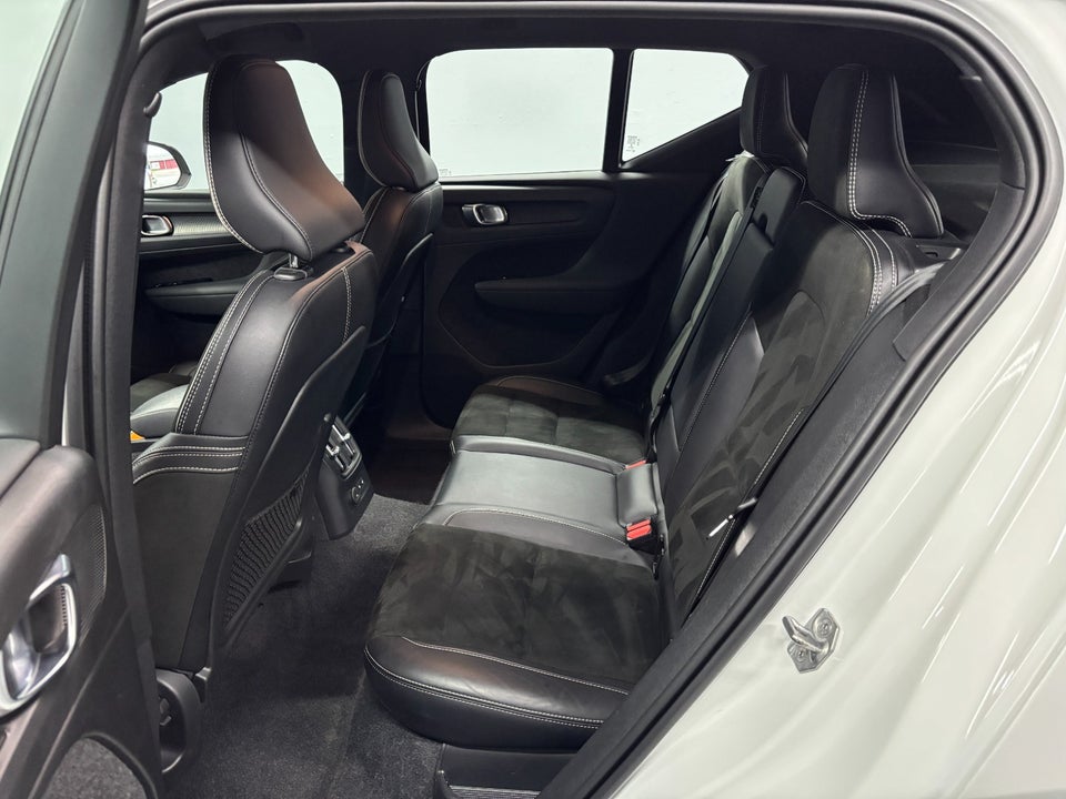 Volvo XC40 1,5 T5 ReCharge R-Design aut. 5d