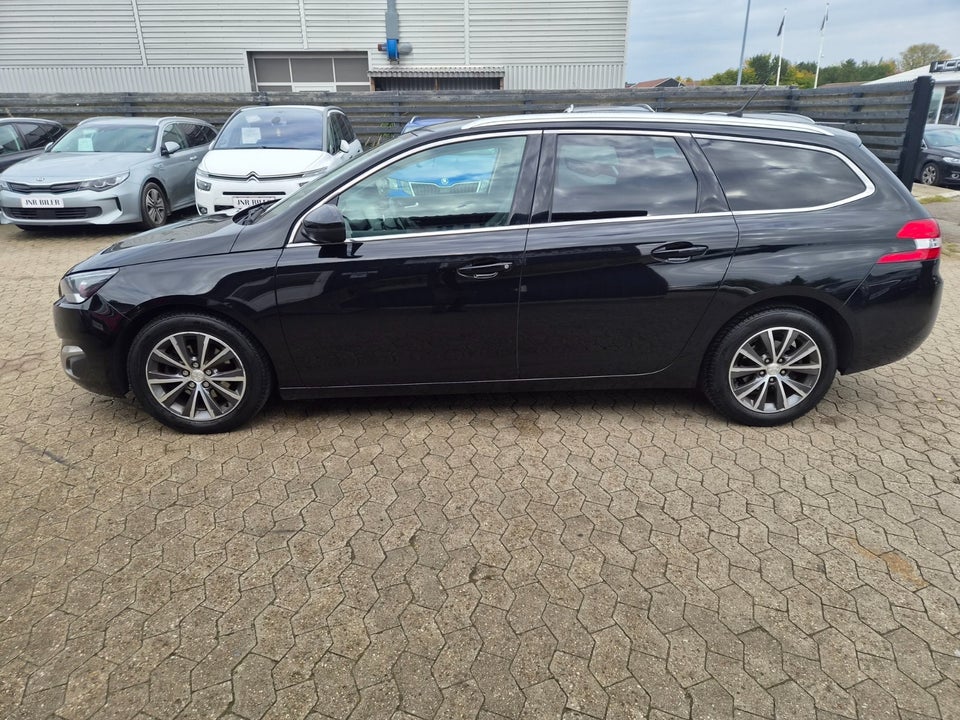 Peugeot 308 1,6 BlueHDi 120 Active SW EAT6 5d