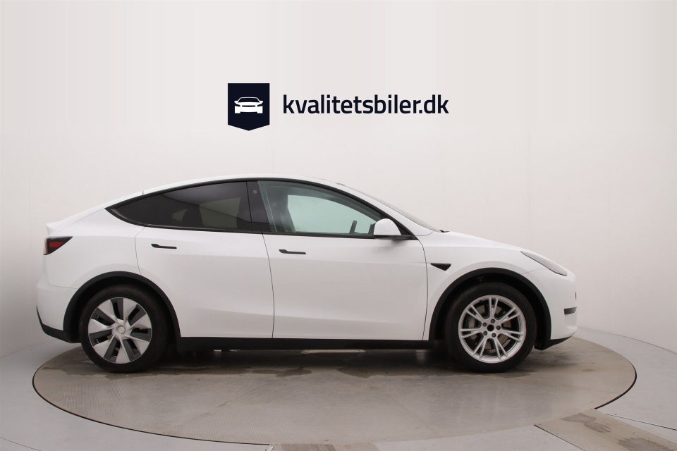 Tesla Model Y RWD 5d