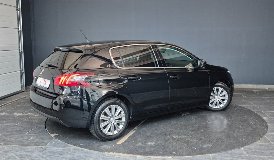 Peugeot 308 1,2 PureTech 130 Prestige EAT8 5d