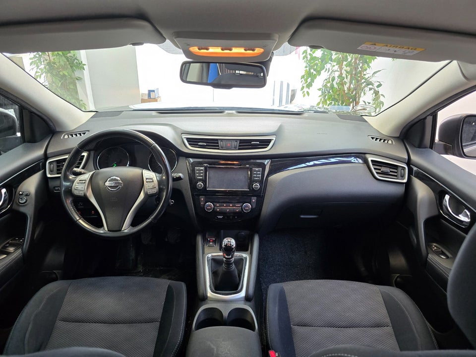 Nissan Qashqai 1,2 Dig-T 115 Acenta 5d