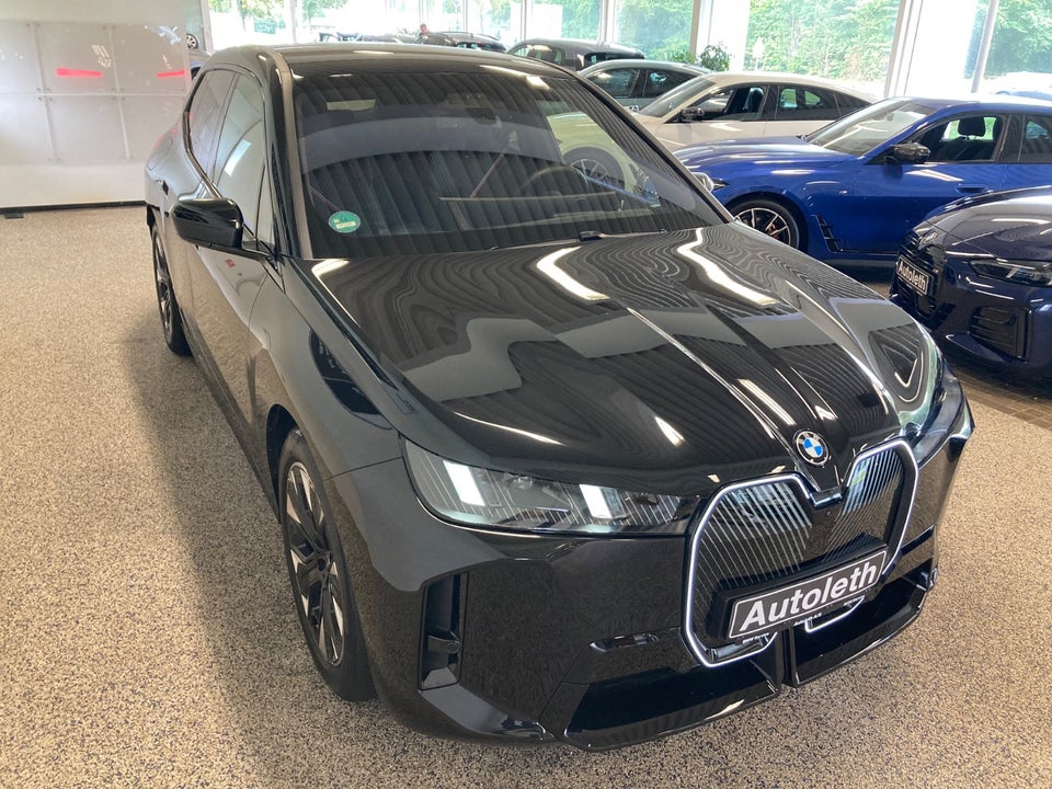 BMW iX xDrive45 M-Sport 5d