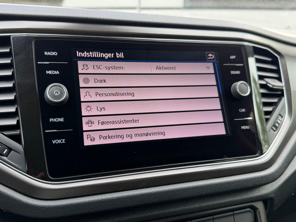 VW T-Roc 1,0 TSi 115 Style 5d
