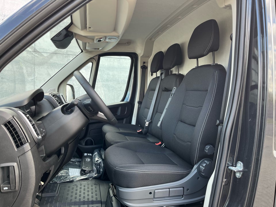 Toyota ProAce Max 2,2 D 140 Comfort Kassevogn L3H2