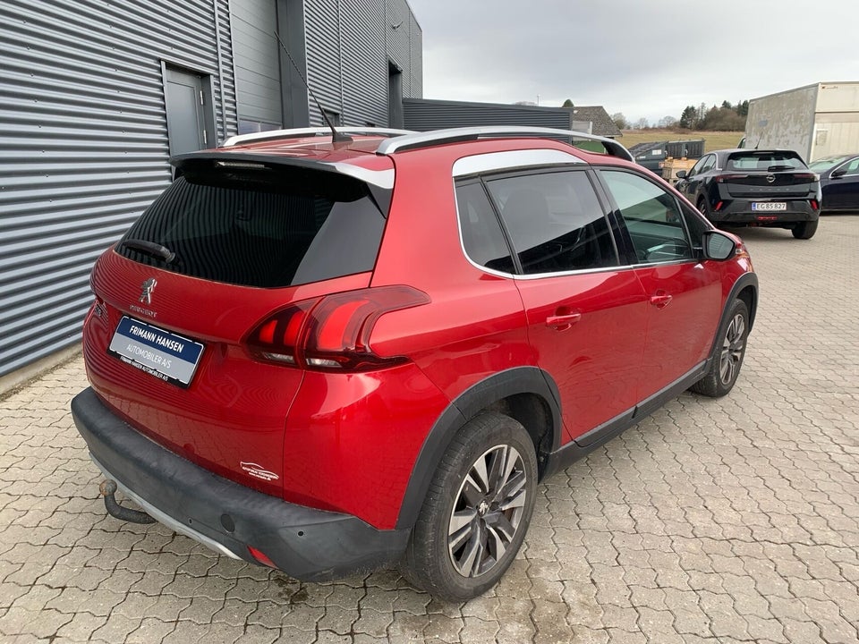 Peugeot 2008 1,6 BlueHDi 100 Allure Sky 5d