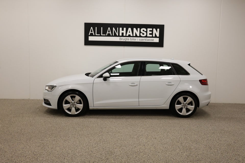 Audi A3 1,6 TDi Ambition Sportback 5d