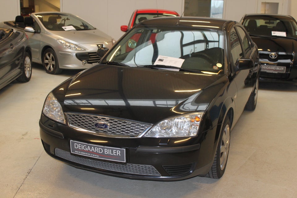 Ford Mondeo 1,8 Ambiente 110 5d
