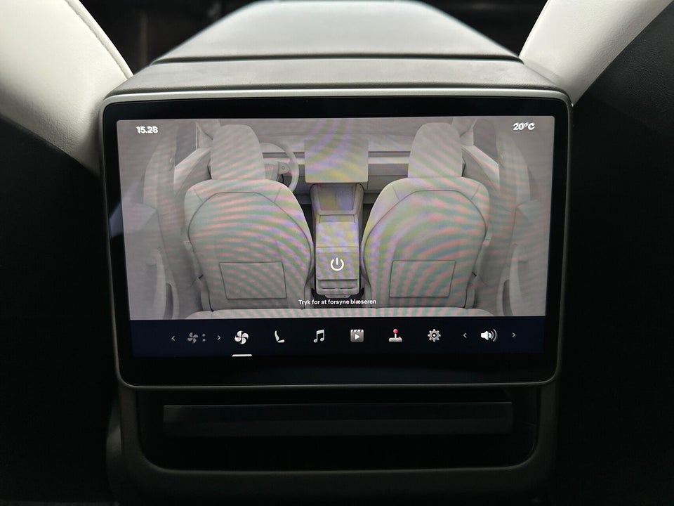 Tesla Model 3 Long Range RWD 4d