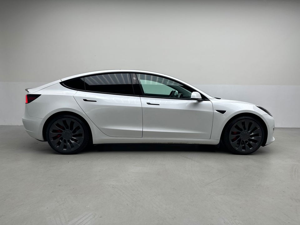 Tesla Model 3 Performance AWD 4d