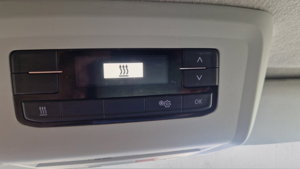 VW Transporter 2,0 TDi 150 Kassevogn DSG lang