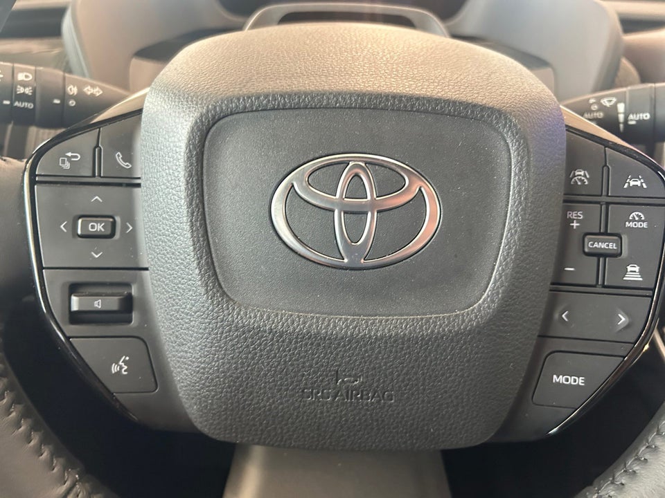 Toyota bZ4X Executive AWD 5d