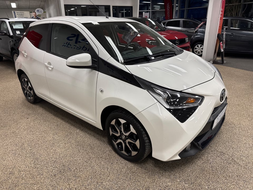 Toyota Aygo 1,0 VVT-i x-press 5d