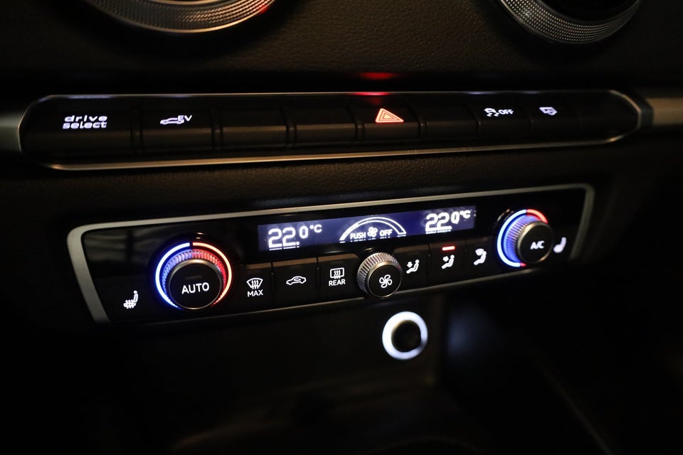 Audi A3 1,4 e-tron Sportback S-tr. 5d