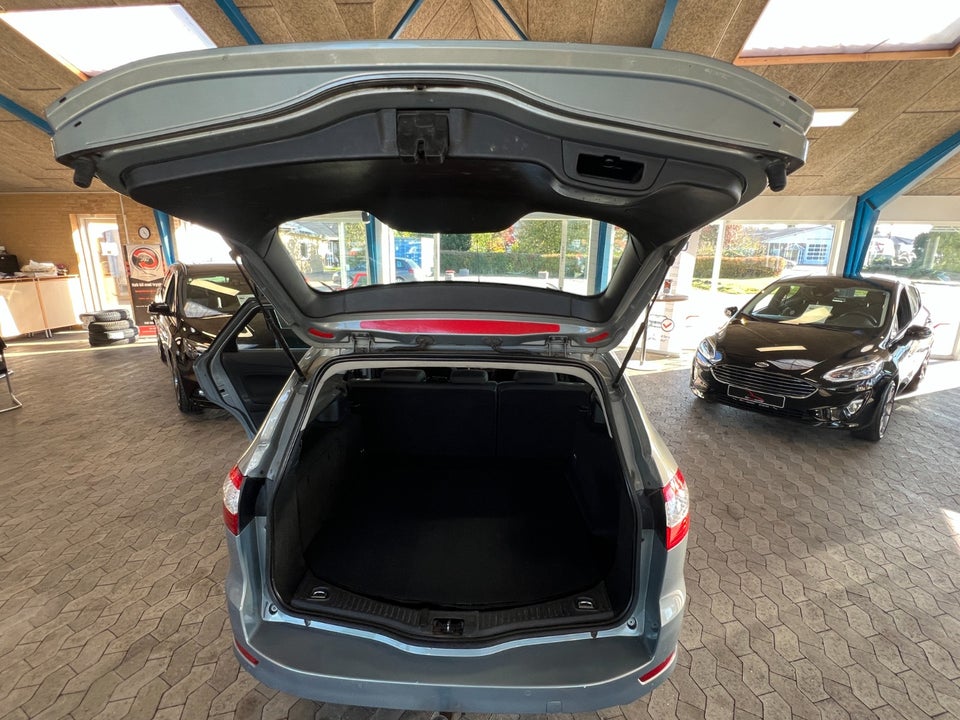 Ford Mondeo 2,0 TDCi 140 Titanium 5d