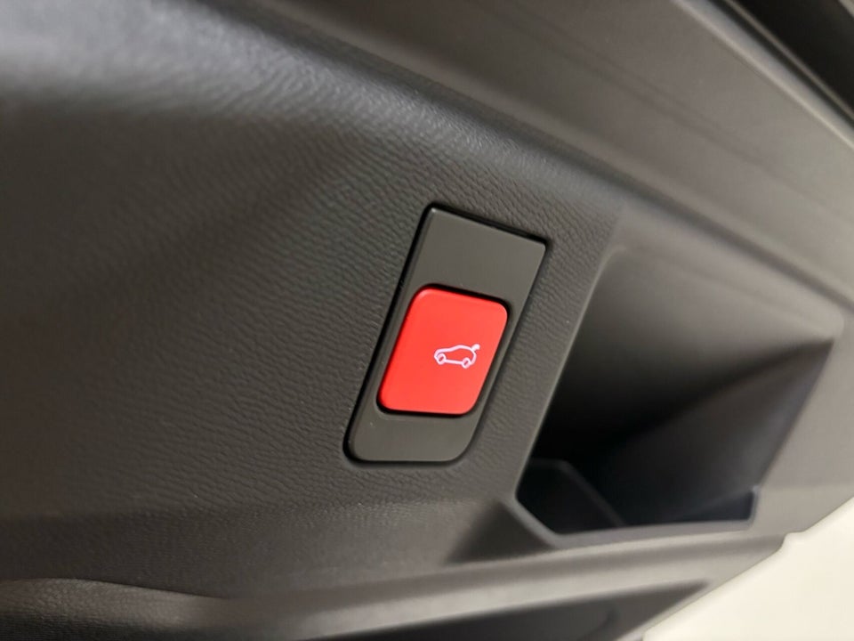 Peugeot e-5008 77 GT Pack 7prs 5d