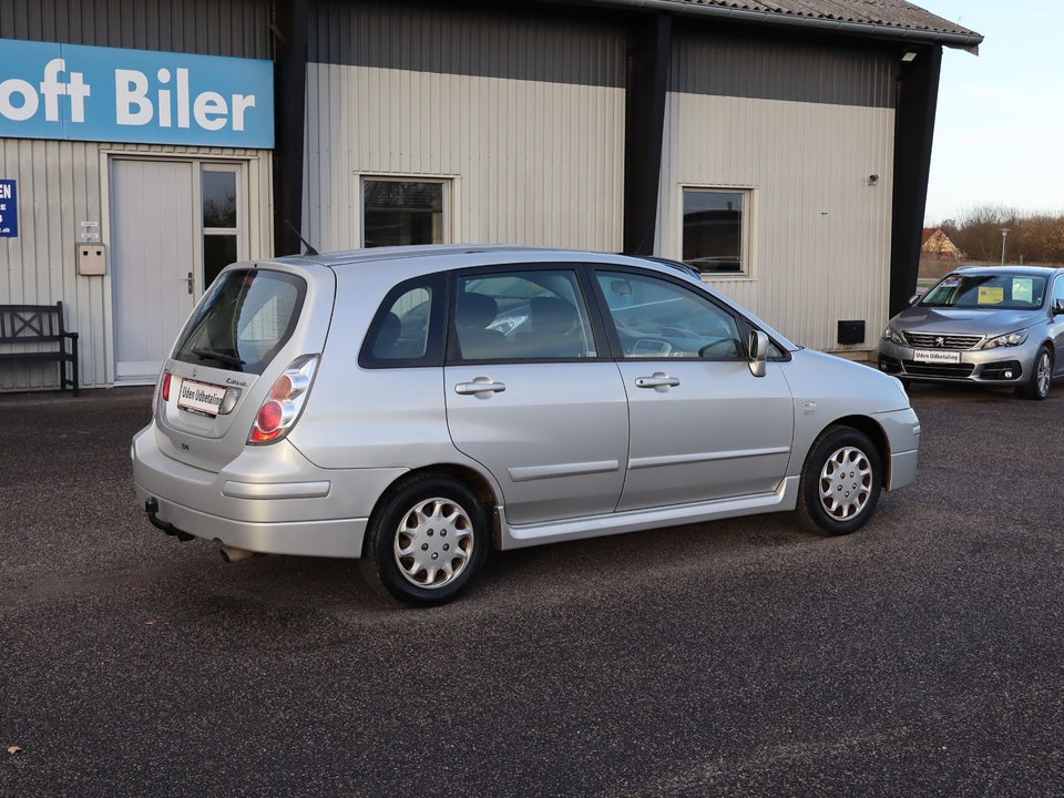 Suzuki Liana 1,6 GLX 5d