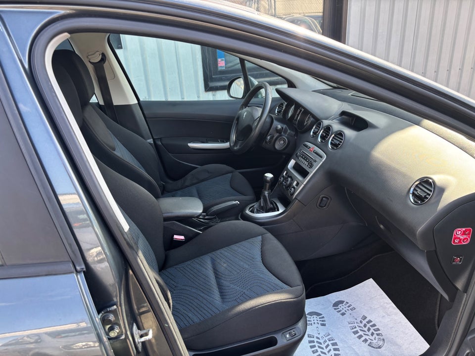 Peugeot 308 1,6 HDi 92 Comfort+ 5d