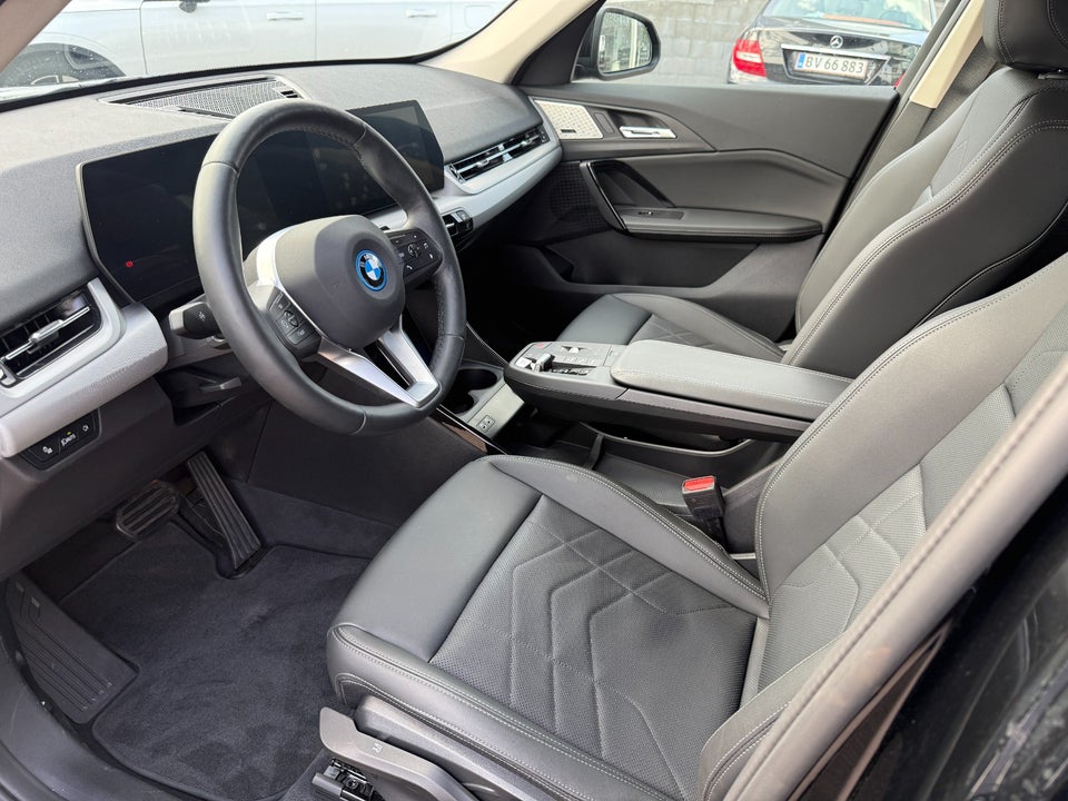 BMW iX1 eDrive20 X-Line 5d