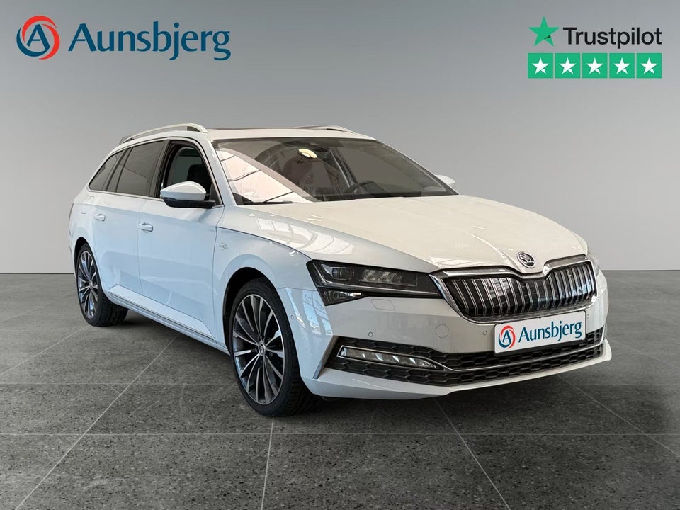 Skoda Superb 1,4 TSi iV Laurin & Klement Combi DSG Van 5d