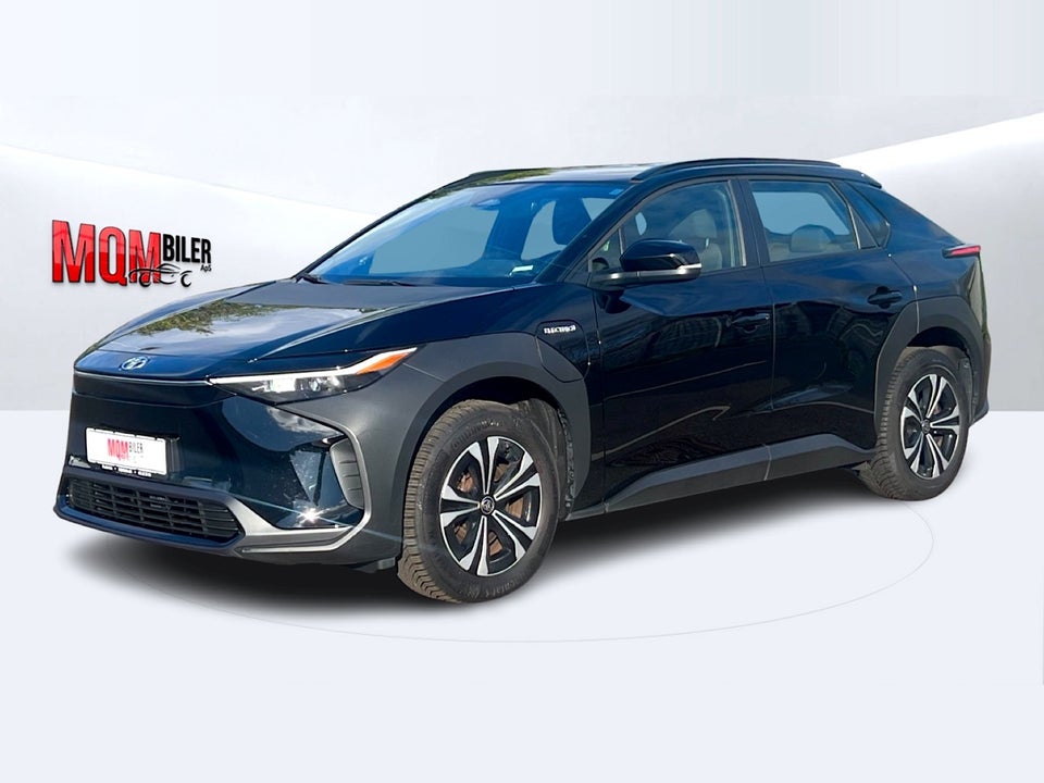 Toyota bZ4X Essential 5d